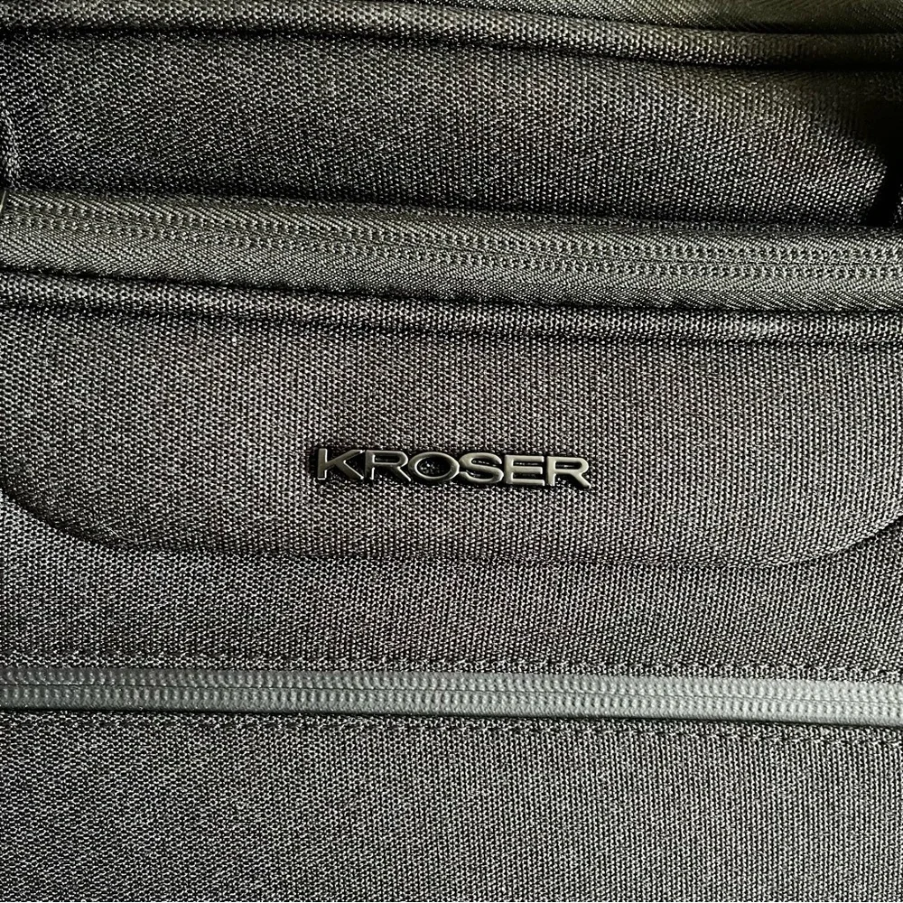 Kroser maletin expandible